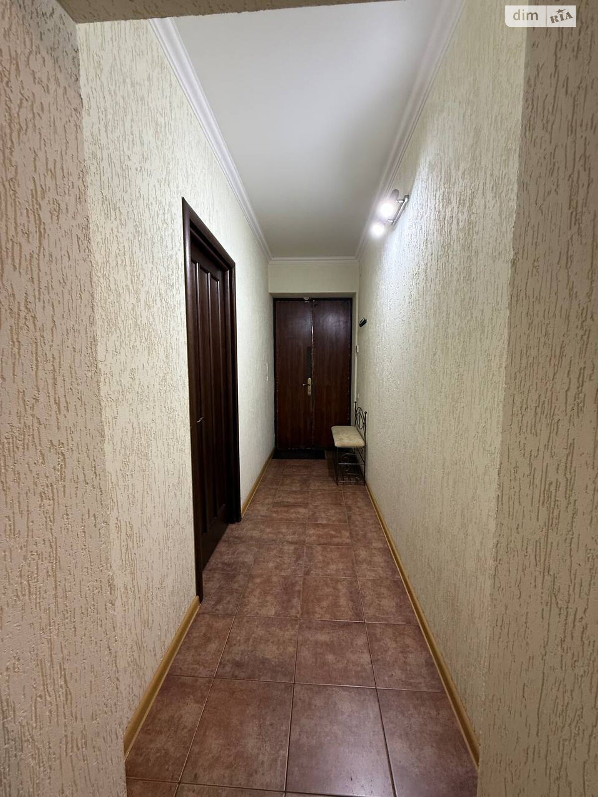 однопроверховий будинок з ремонтом, 52 кв. м, кирпич. Здається помісячно в Кривому Розі, в районі Металургійний фото 1