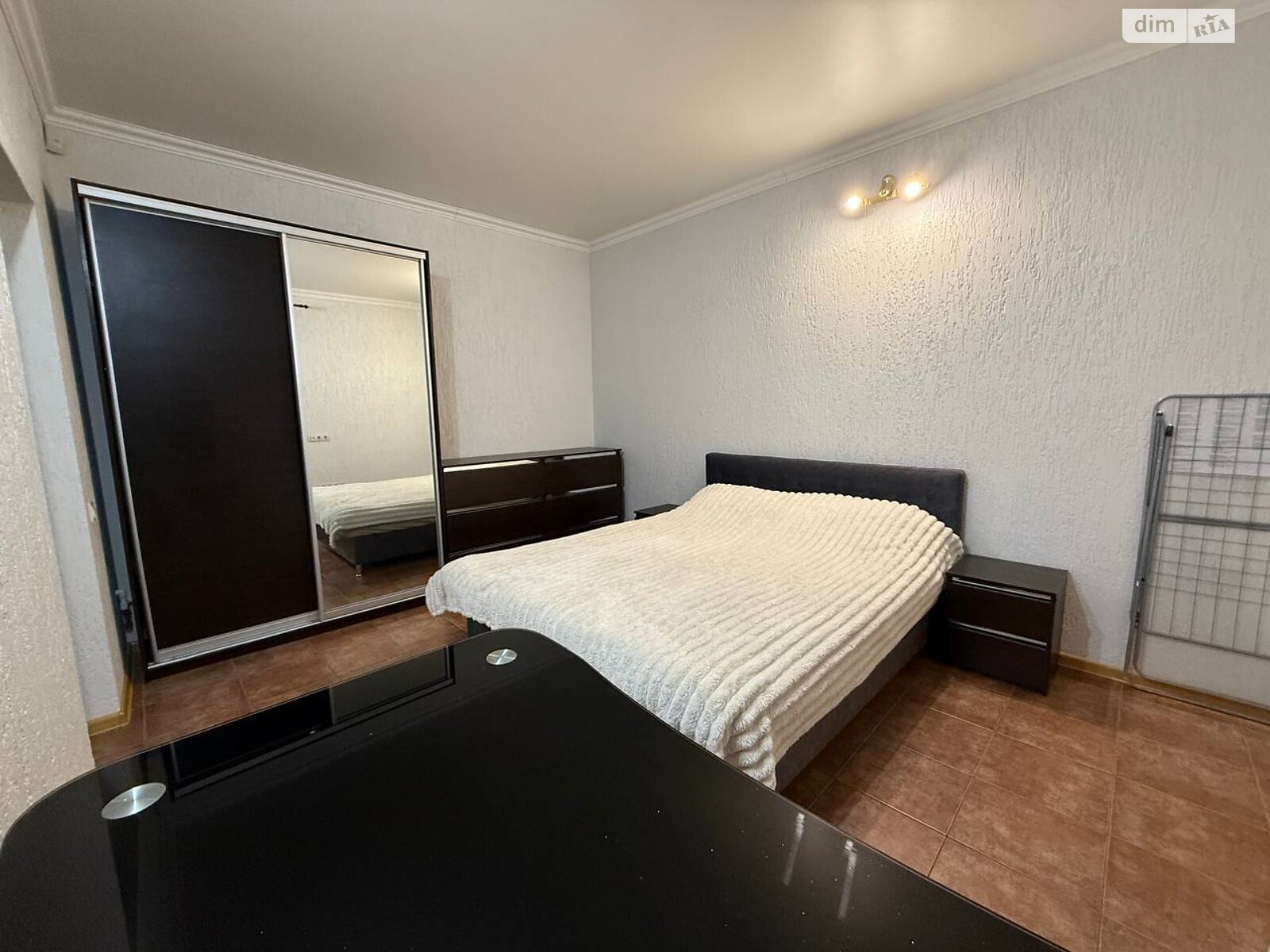 однопроверховий будинок з ремонтом, 52 кв. м, кирпич. Здається помісячно в Кривому Розі, в районі Металургійний фото 1