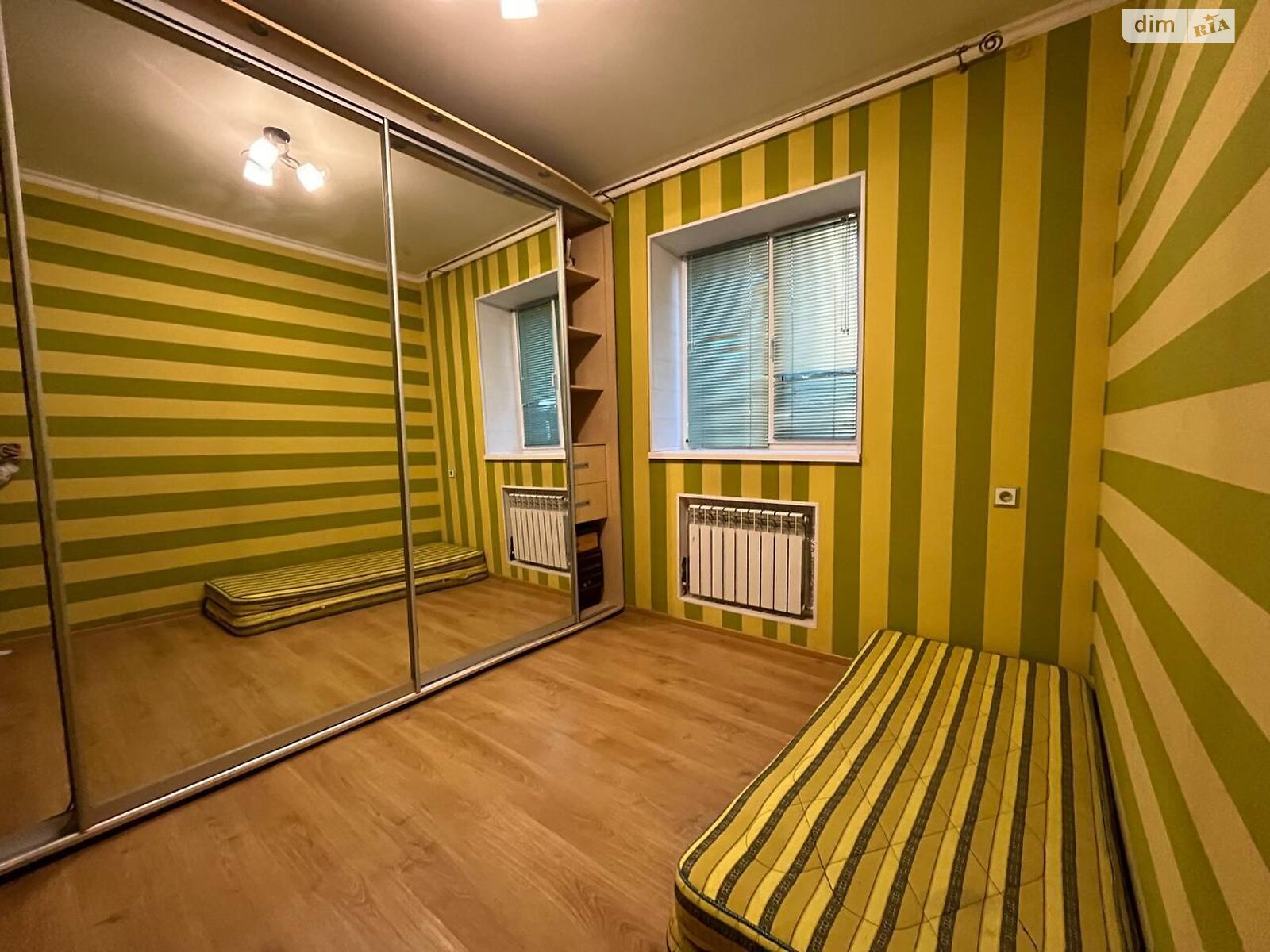 одноповерховий будинок з гаражем, 56 кв. м, кирпич. Здається помісячно в Кривому Розі, в районі Центрально-Міський фото 1 однопроверховий будинок з гаражем, 56 кв. м, кирпич. Здається помісячно в Кривому Розі, в районі Центрально-Міський фото 1