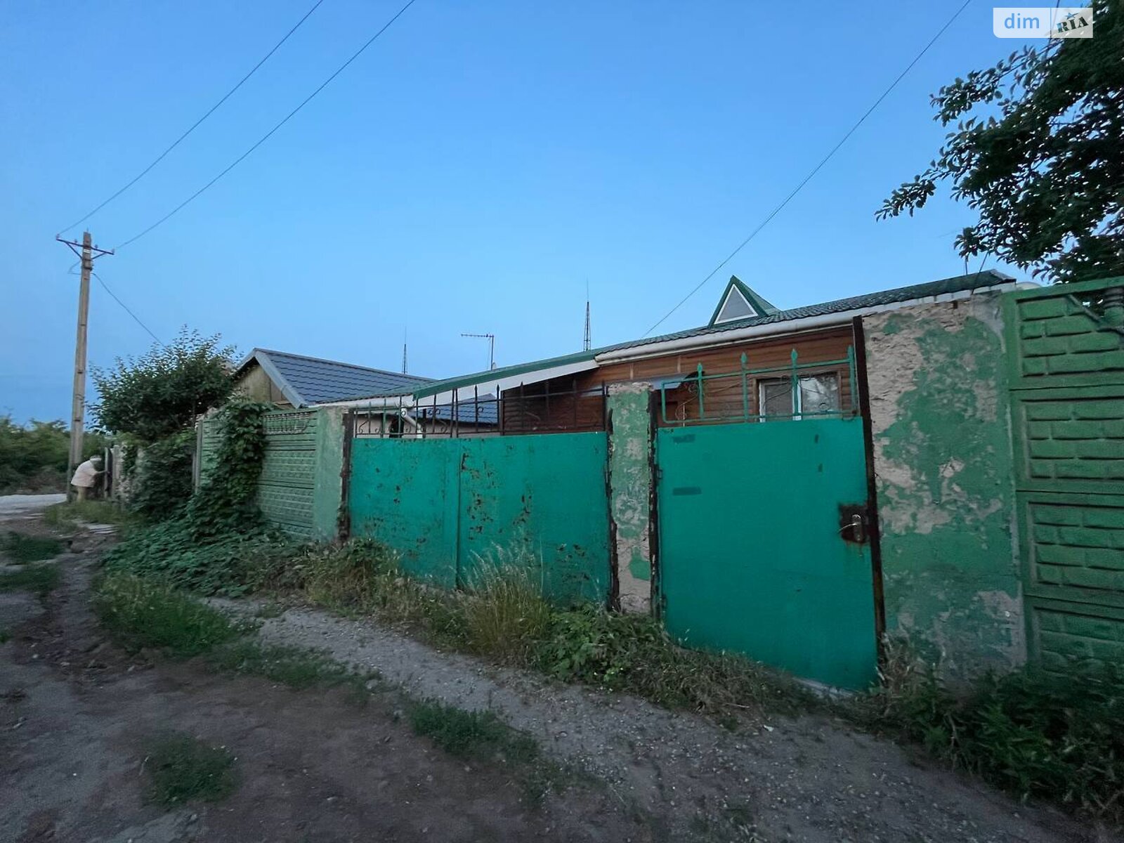 одноповерховий будинок з гаражем, 56 кв. м, кирпич. Здається помісячно в Кривому Розі, в районі Центрально-Міський фото 1 однопроверховий будинок з гаражем, 56 кв. м, кирпич. Здається помісячно в Кривому Розі, в районі Центрально-Міський фото 1