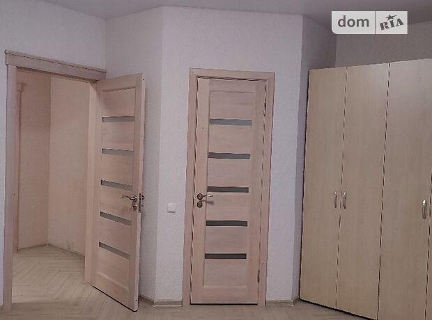 одноэтажный дом с балконом, 120 кв. м, кирпич. Сдается помесячно в Кропивницком, в районе Полтавская фото 1 одноэтажный дом с балконом, 120 кв. м, кирпич. Сдается помесячно в Кропивницком, в районе Полтавская фото 1
