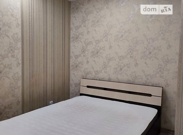 одноэтажный дом с балконом, 120 кв. м, кирпич. Сдается помесячно в Кропивницком, в районе Полтавская фото 1 одноэтажный дом с балконом, 120 кв. м, кирпич. Сдается помесячно в Кропивницком, в районе Полтавская фото 1