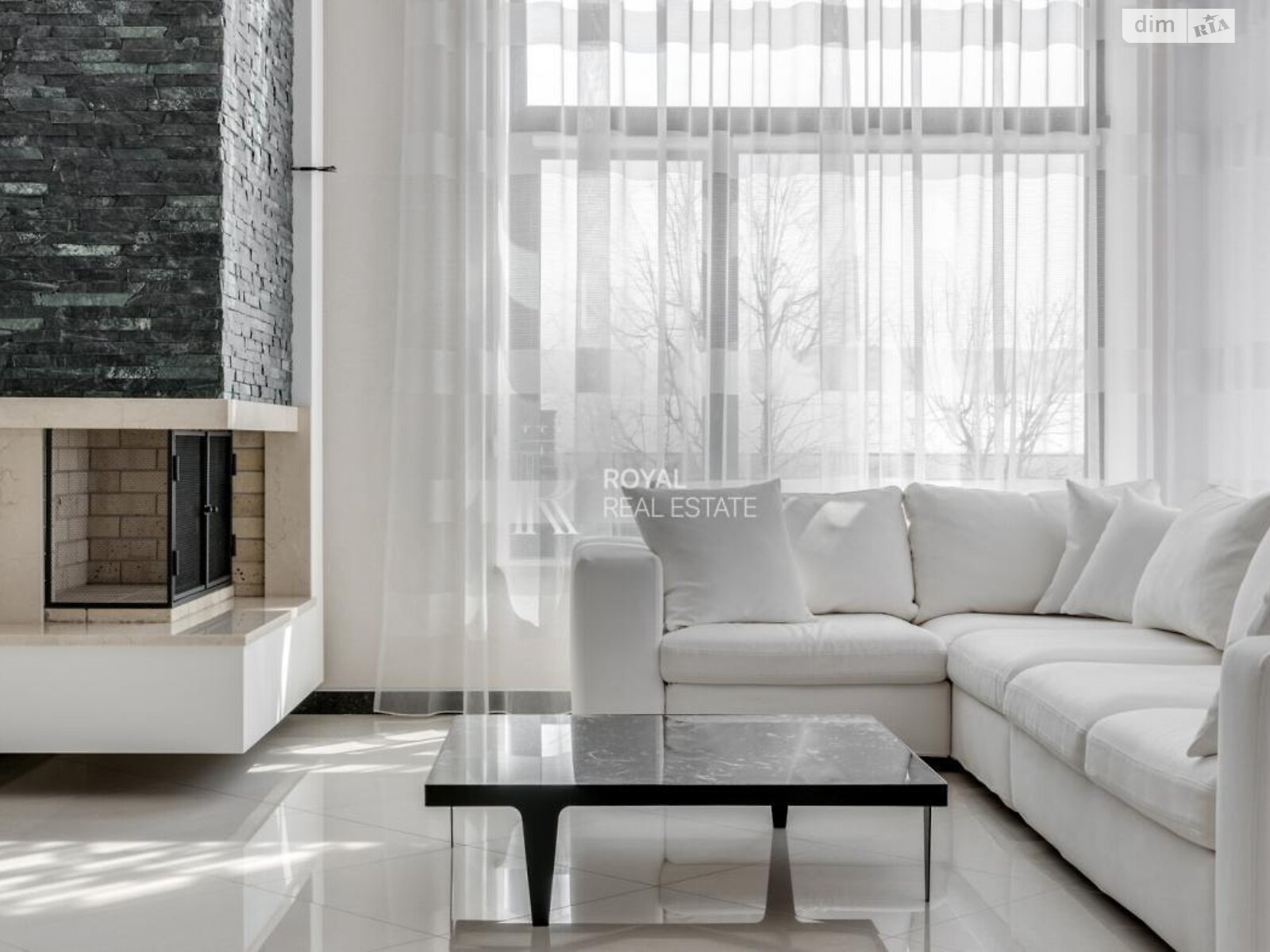 двухэтажный дом с верандой, 450 кв. м, кирпич. Сдается помесячно в Лесниках фото 1