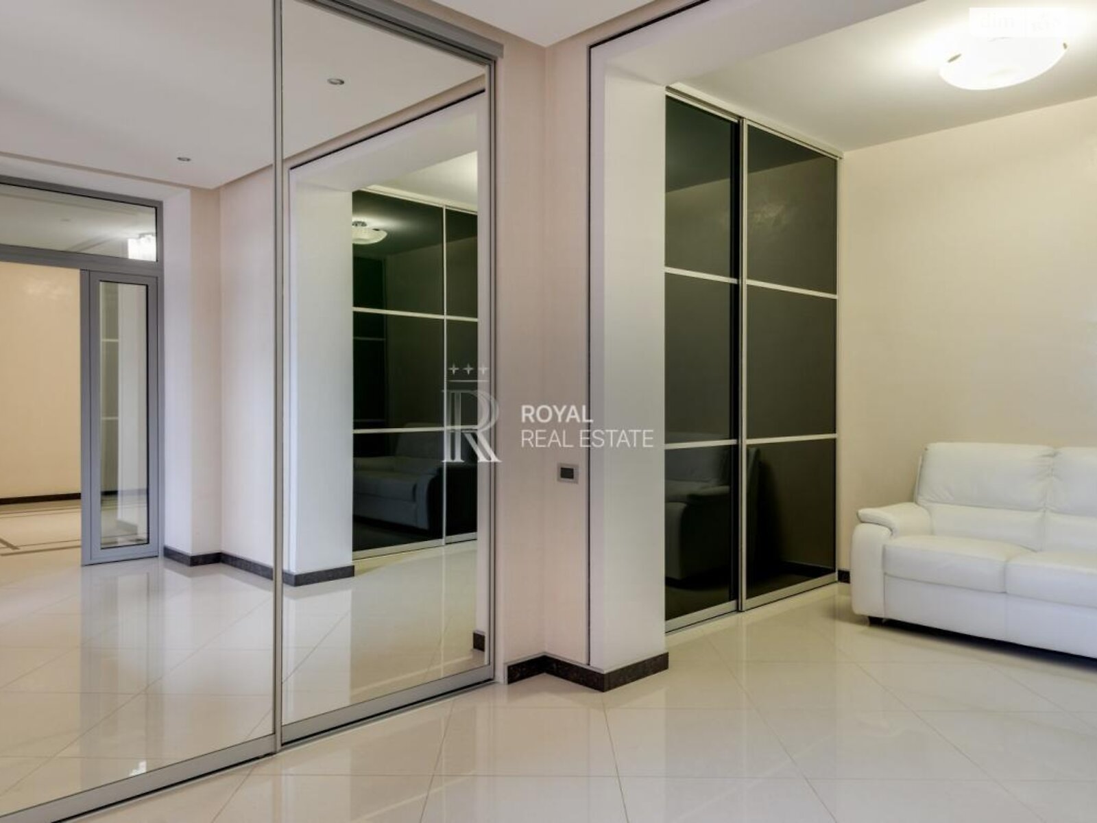 двухэтажный дом с верандой, 450 кв. м, кирпич. Сдается помесячно в Лесниках фото 1