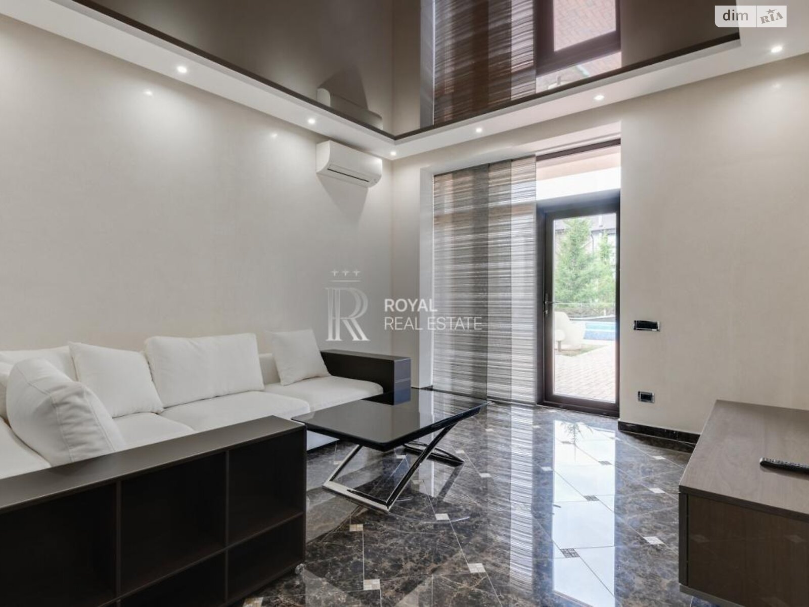 двухэтажный дом, 450 кв. м, кирпич. Сдается помесячно в Лесниках фото 1