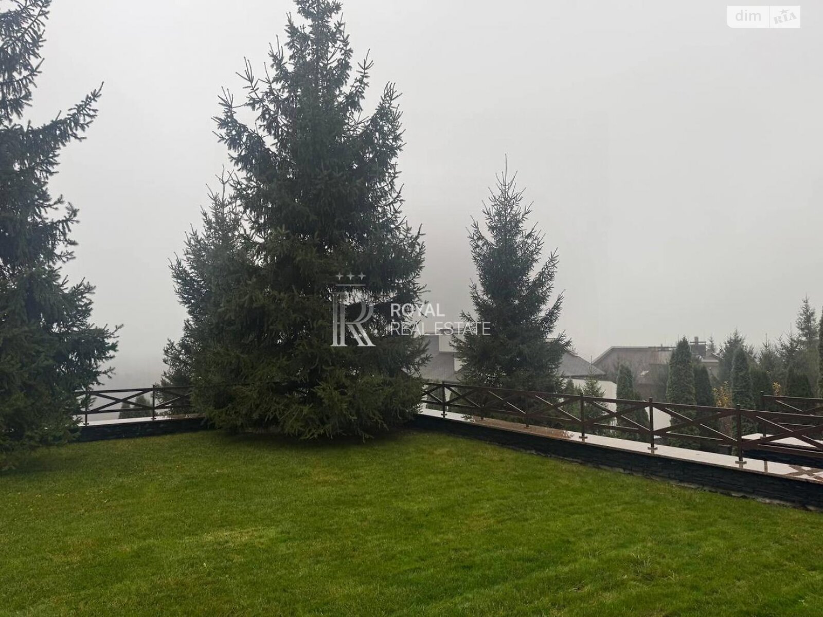 трехэтажный дом с верандой, 725 кв. м, кирпич. Сдается помесячно в Лесниках фото 1