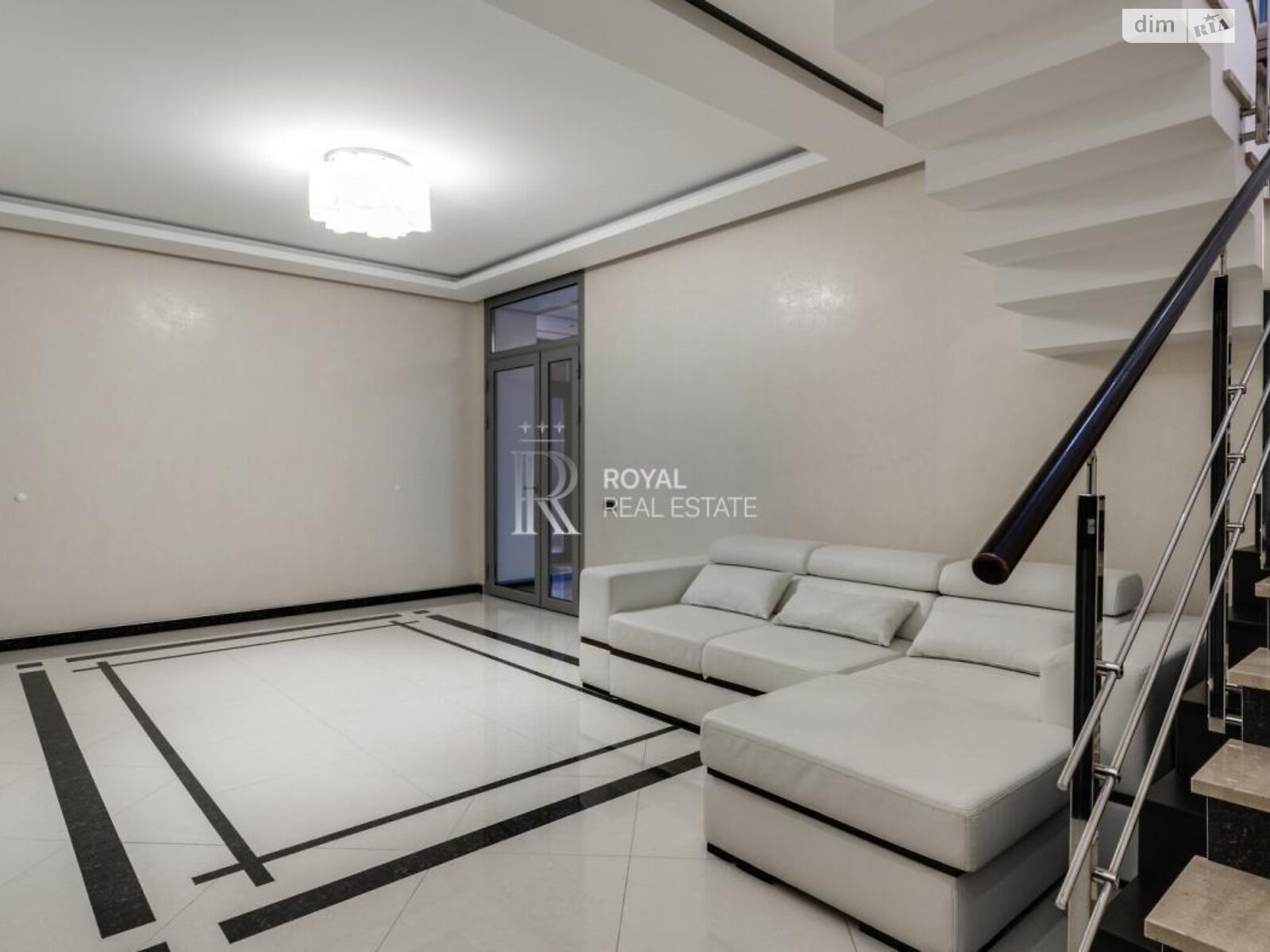 двухэтажный дом, 450 кв. м, кирпич. Сдается помесячно в Лесниках фото 1