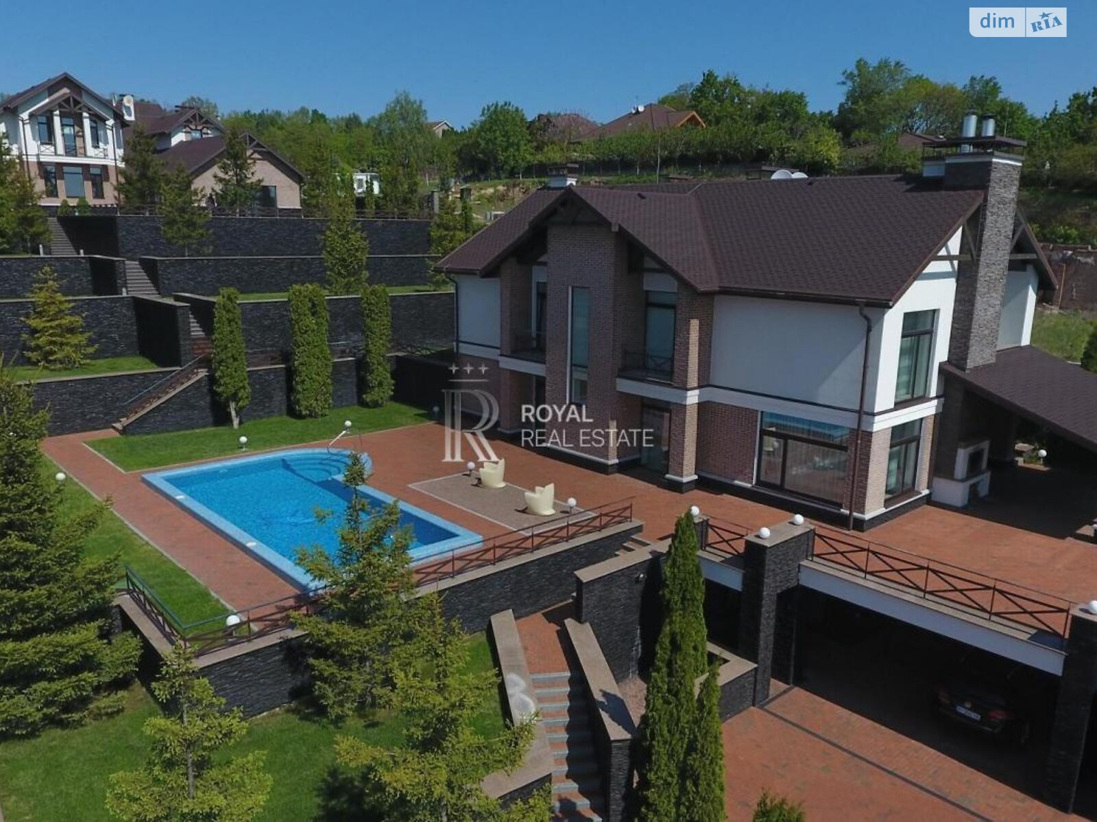 двухэтажный дом, 450 кв. м, кирпич. Сдается помесячно в Лесниках фото 1