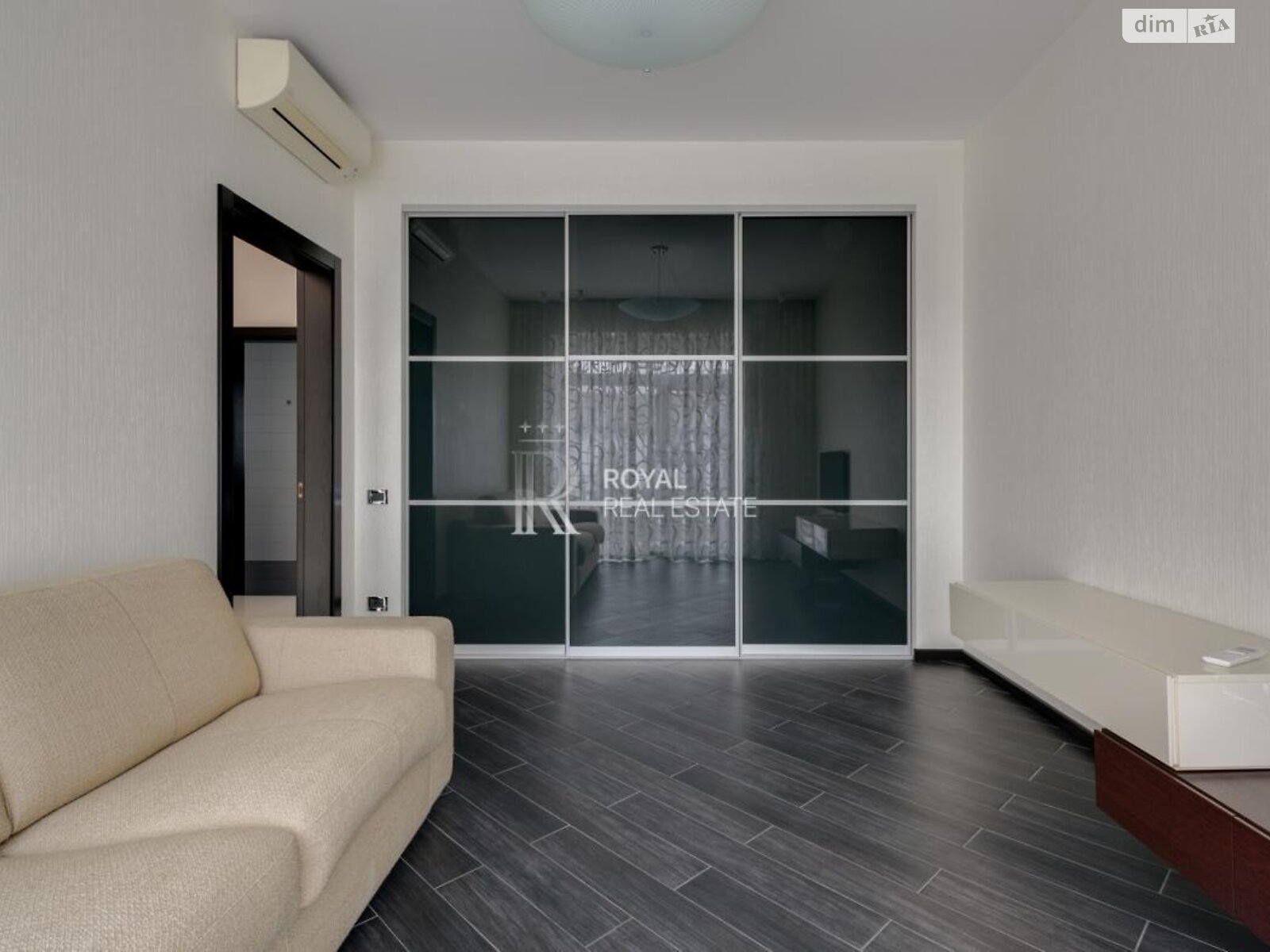 двухэтажный дом, 450 кв. м, кирпич. Сдается помесячно в Лесниках фото 1