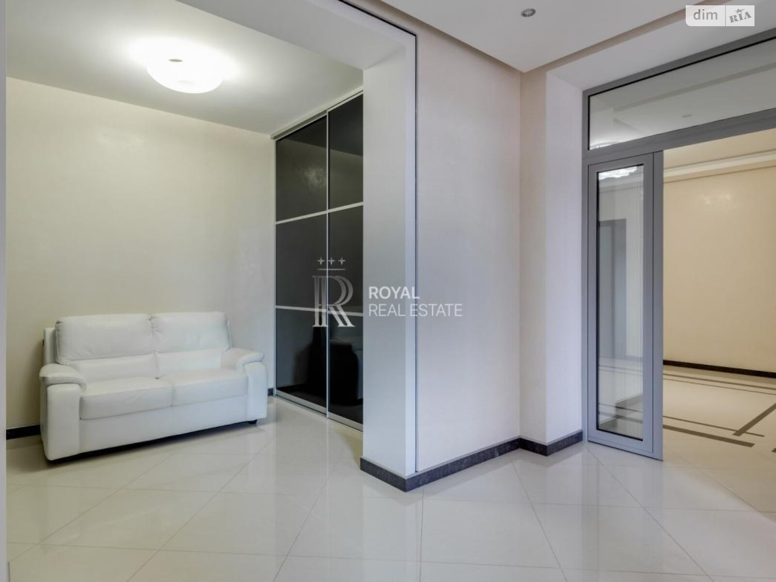 двухэтажный дом, 450 кв. м, кирпич. Сдается помесячно в Лесниках фото 1