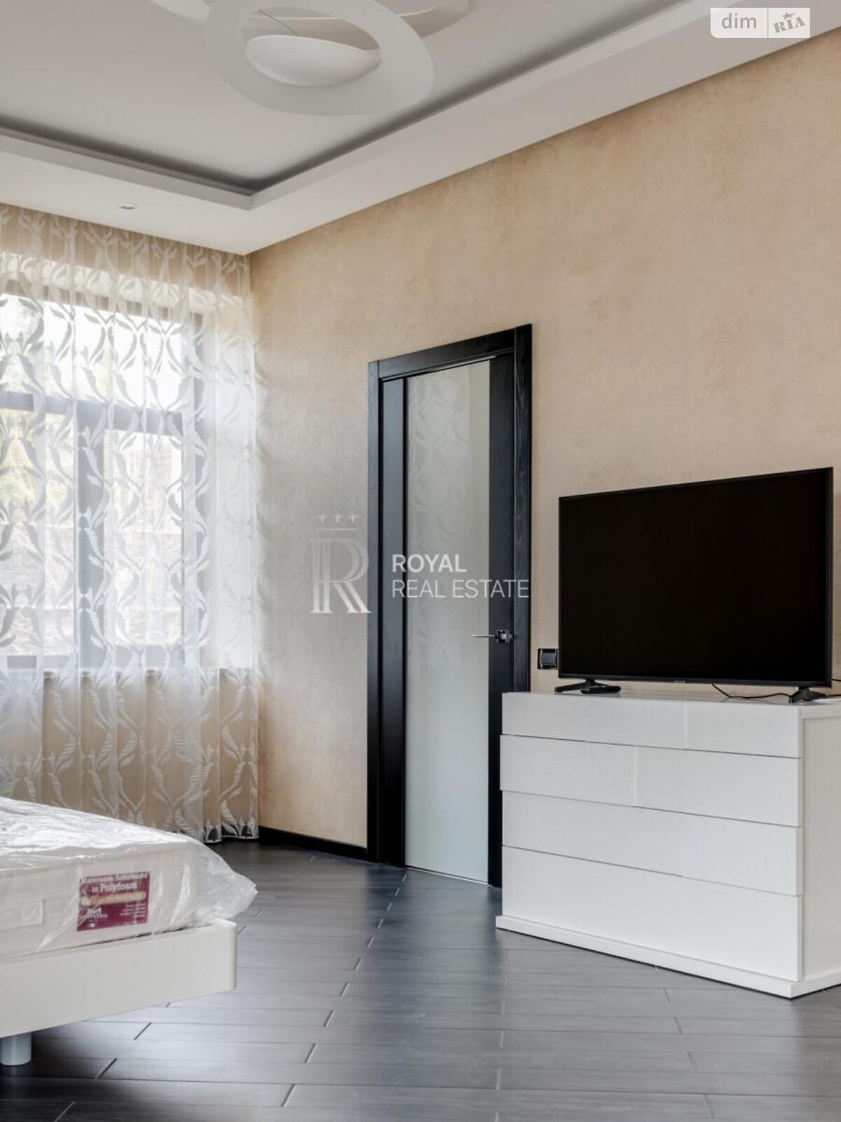 двухэтажный дом, 450 кв. м, кирпич. Сдается помесячно в Лесниках фото 1