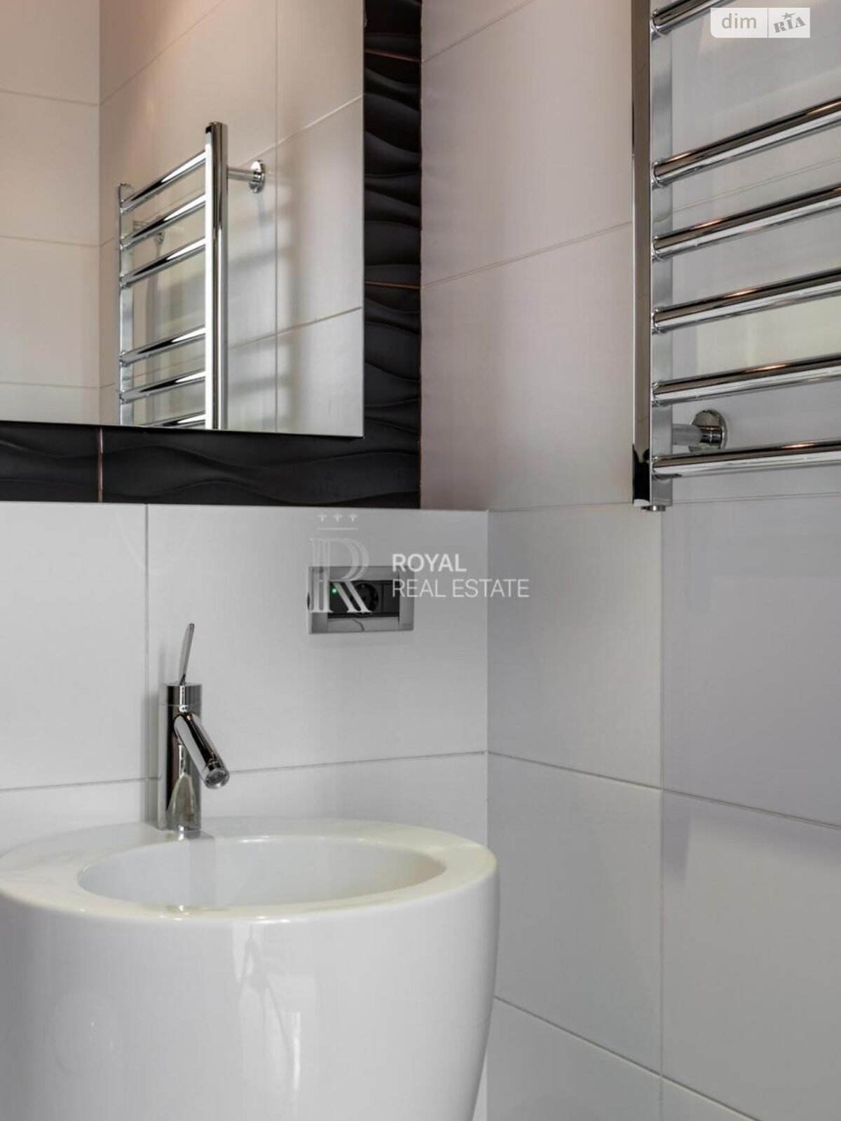 двухэтажный дом, 450 кв. м, кирпич. Сдается помесячно в Лесниках фото 1