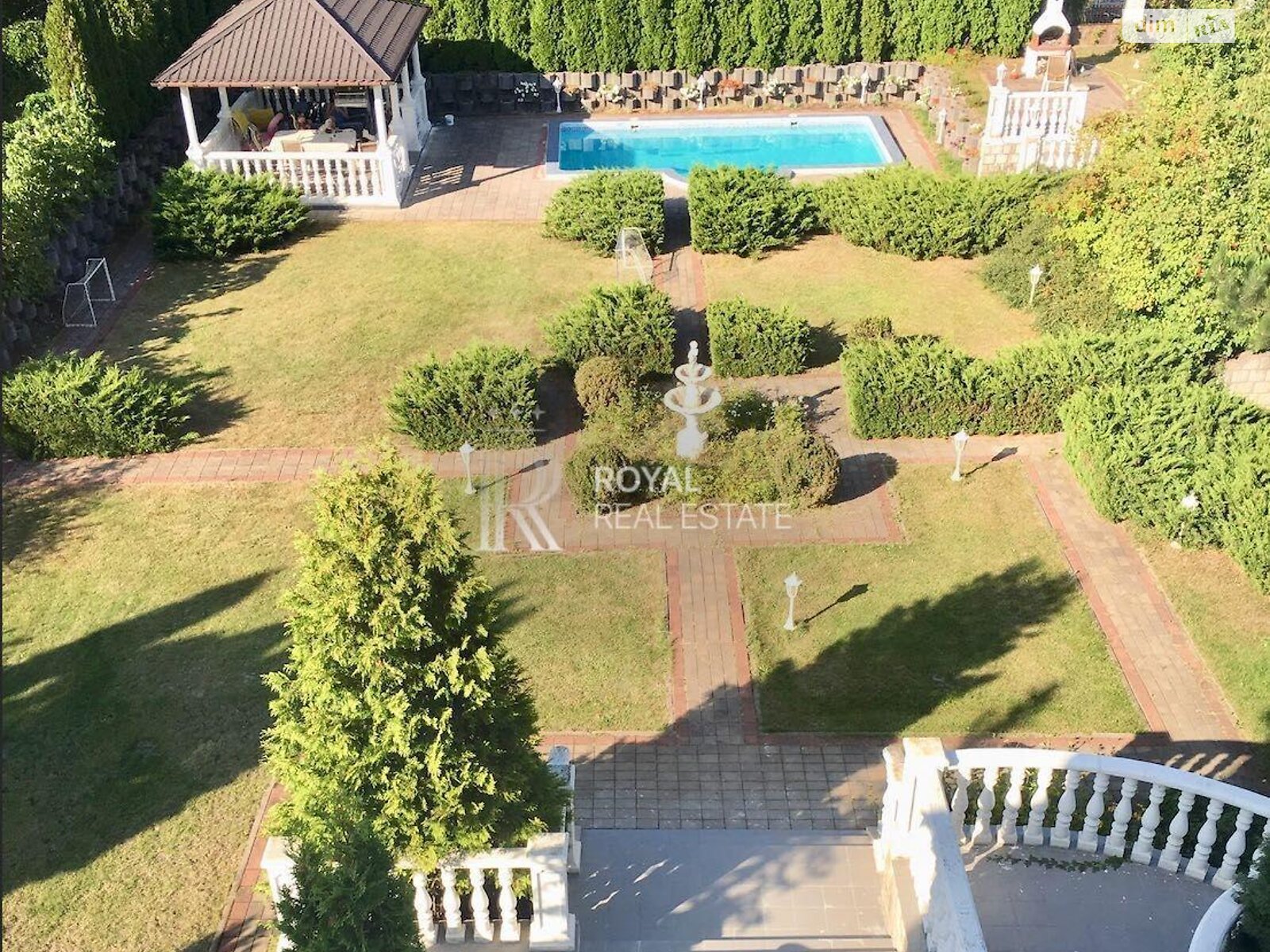 трехэтажный дом с верандой, 492.7 кв. м, кирпич. Сдается помесячно в Лесниках фото 1