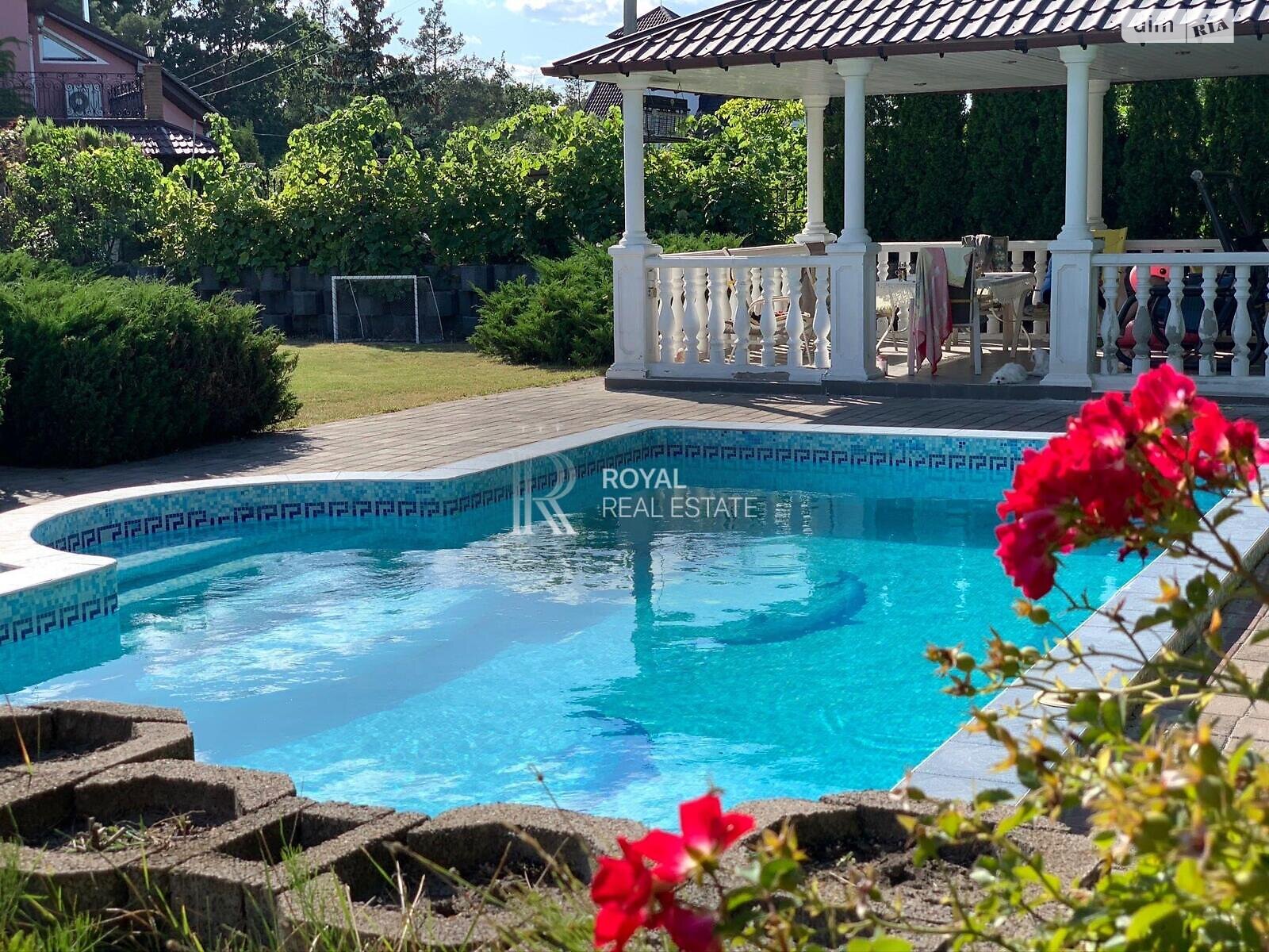 трехэтажный дом с верандой, 492.7 кв. м, кирпич. Сдается помесячно в Лесниках фото 1