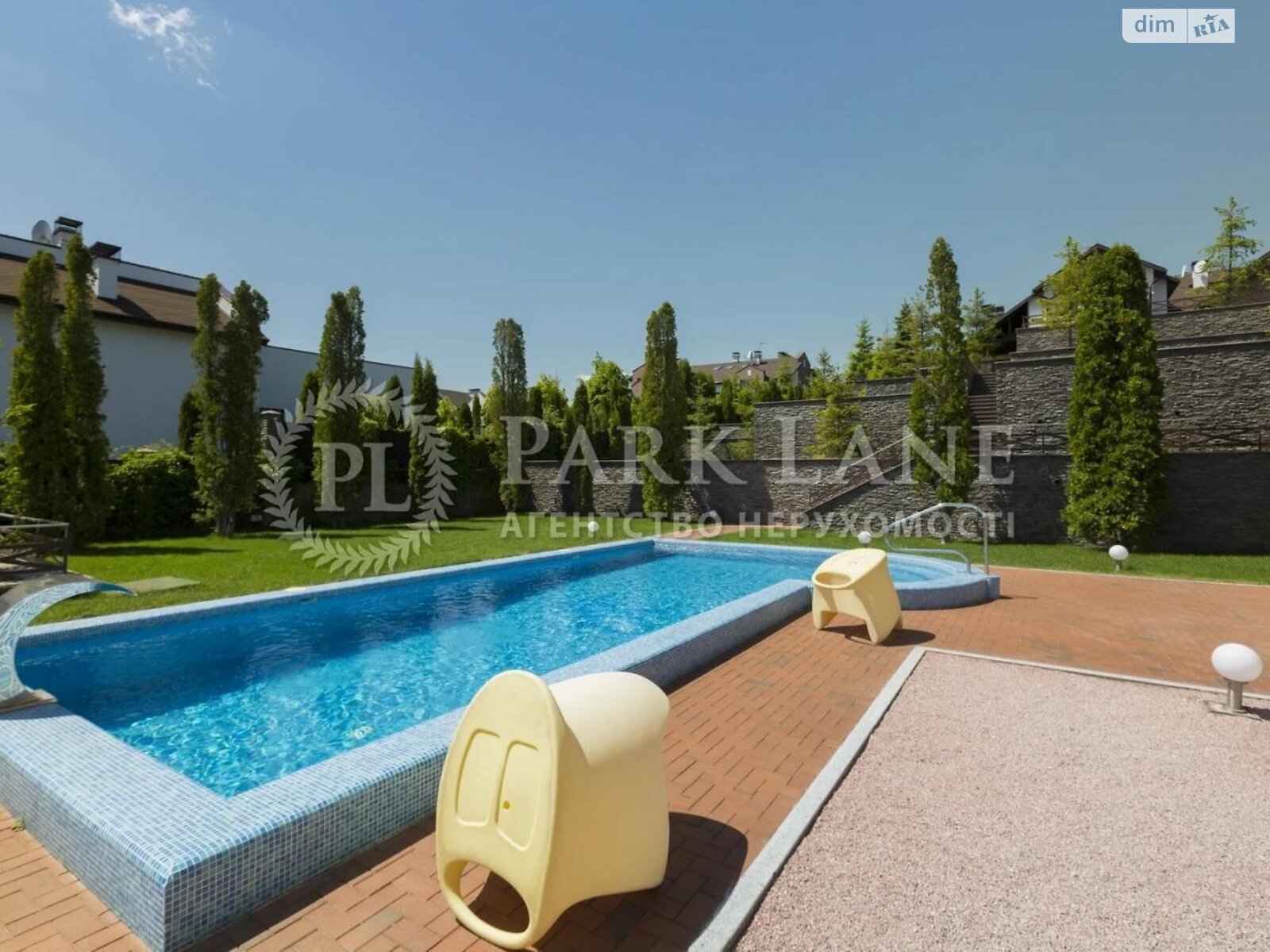 двухэтажный дом беседка, 350 кв. м, кирпич. Сдается помесячно в Лесниках фото 1 двухэтажный дом беседка, 350 кв. м, кирпич. Сдается помесячно в Лесниках фото 1