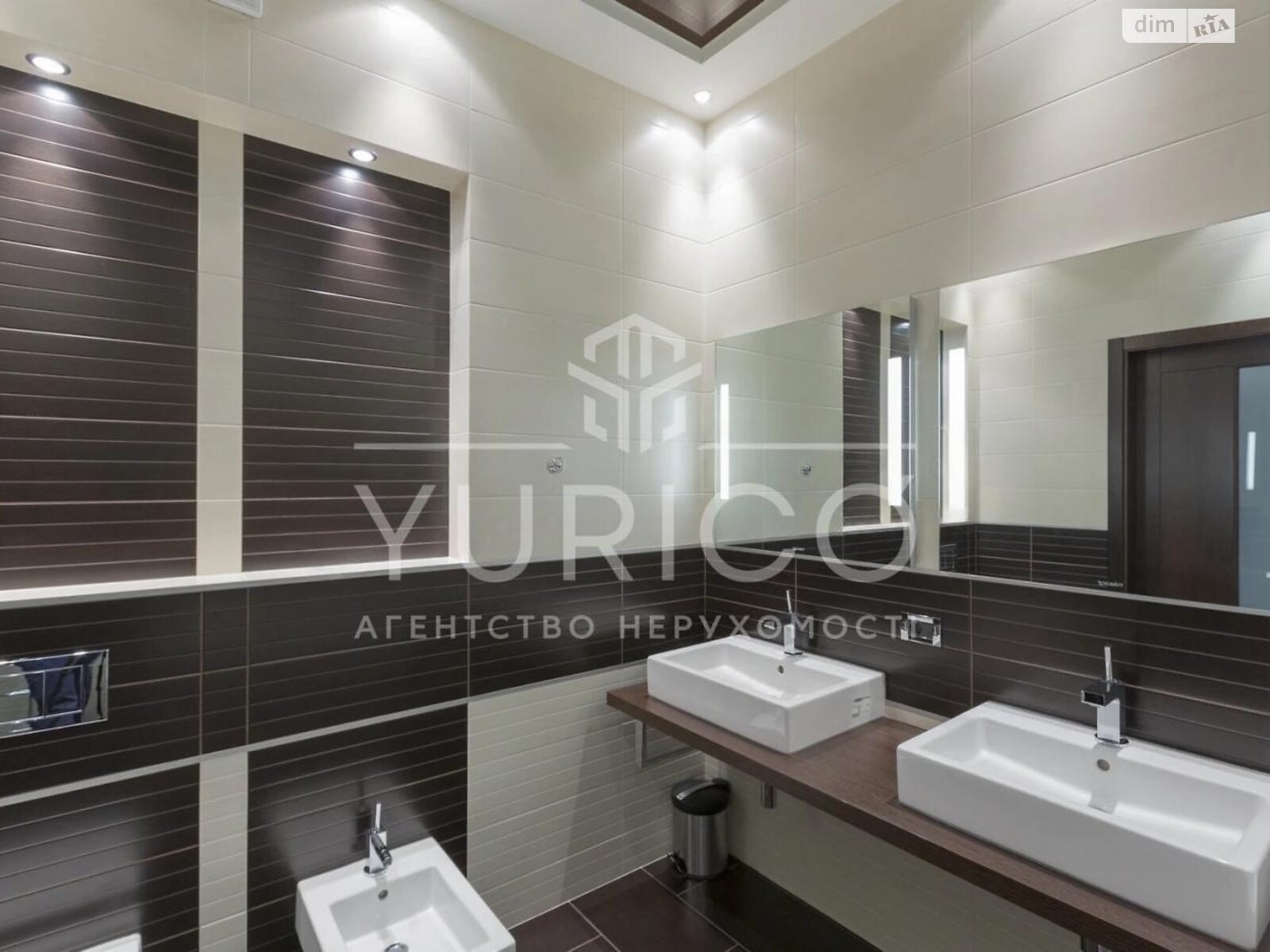 двухэтажный дом беседка, 350 кв. м, кирпич. Сдается помесячно в Лесниках фото 1