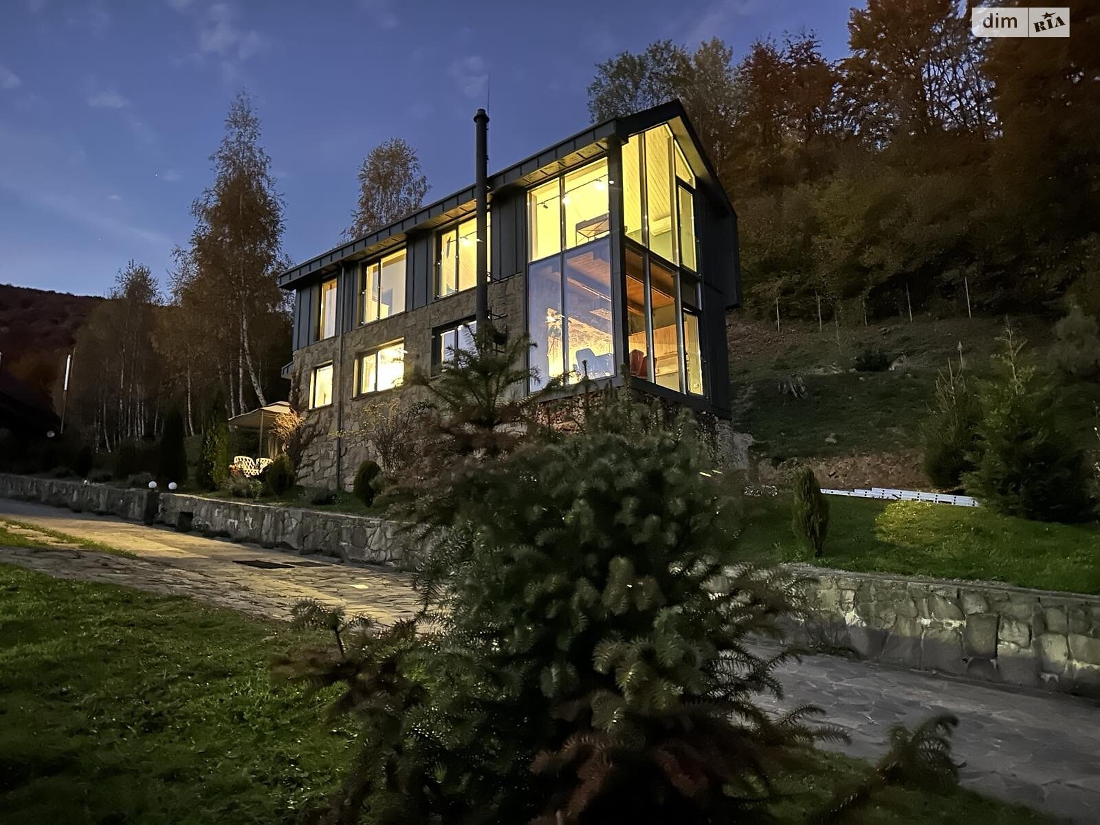 двухэтажный дом беседка, 80 кв. м, кирпич. Сдается помесячно в Лумшорах фото 1