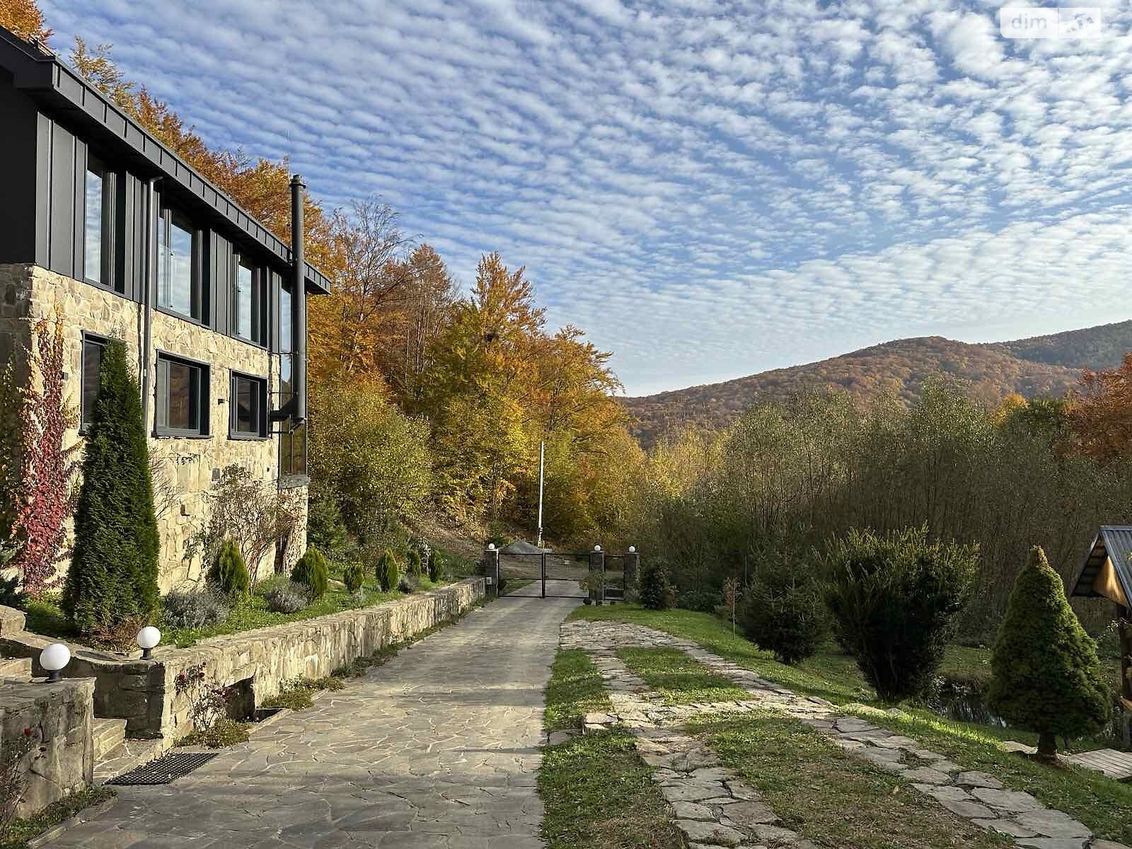 двухэтажный дом беседка, 80 кв. м, кирпич. Сдается помесячно в Лумшорах фото 1