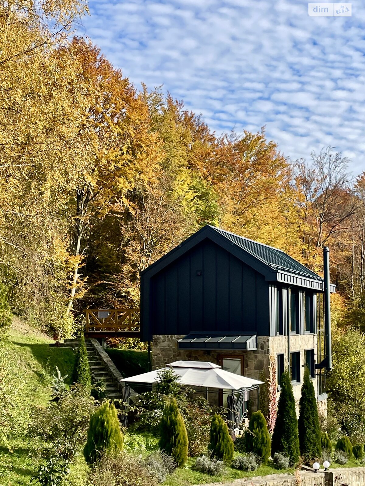 двухэтажный дом беседка, 80 кв. м, кирпич. Сдается помесячно в Лумшорах фото 1