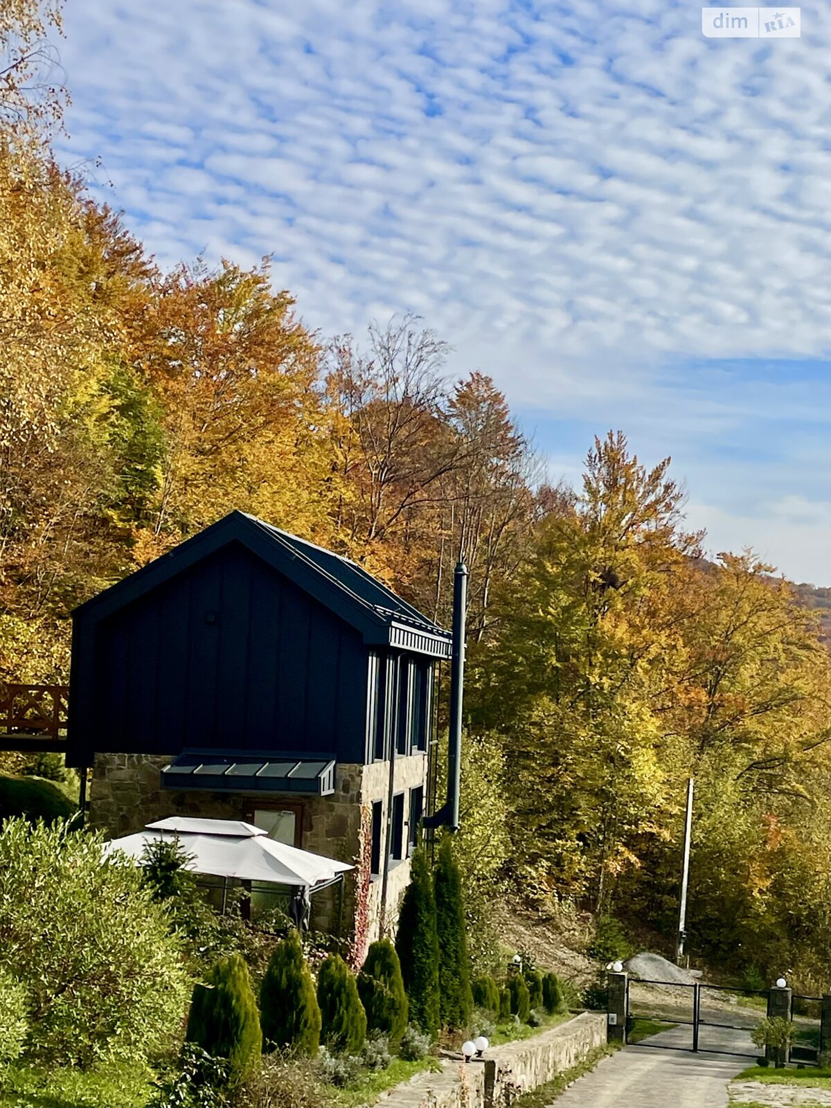 двухэтажный дом беседка, 80 кв. м, кирпич. Сдается помесячно в Лумшорах фото 1