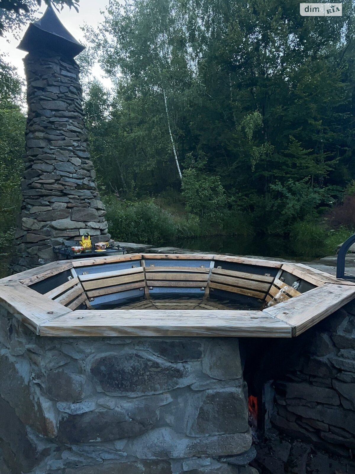 двухэтажный дом беседка, 80 кв. м, кирпич. Сдается помесячно в Лумшорах фото 1