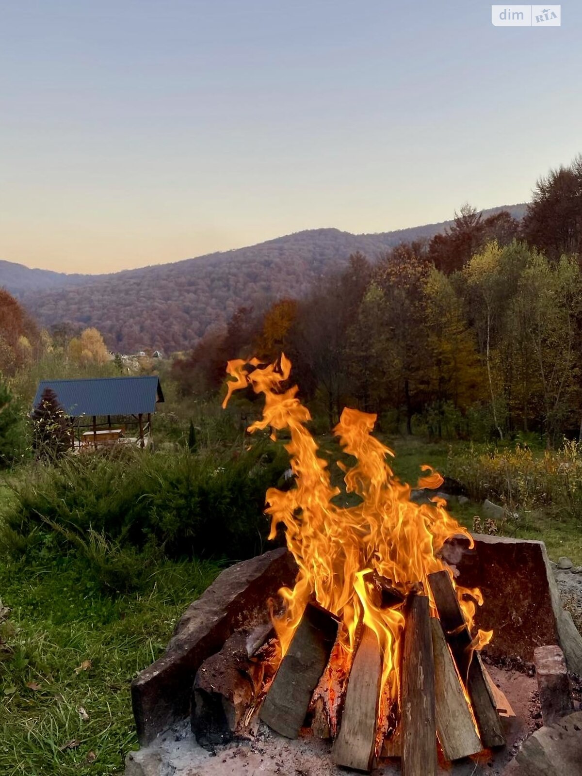 двухэтажный дом беседка, 80 кв. м, кирпич. Сдается помесячно в Лумшорах фото 1