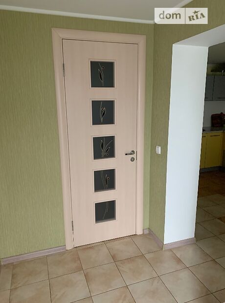 двухэтажный дом с камином, 50 кв. м, кирпич. Сдается помесячно в Луцке, в районе 40 микрорайон фото 1 двухэтажный дом с камином, 50 кв. м, кирпич. Сдается помесячно в Луцке, в районе 40 микрорайон фото 1