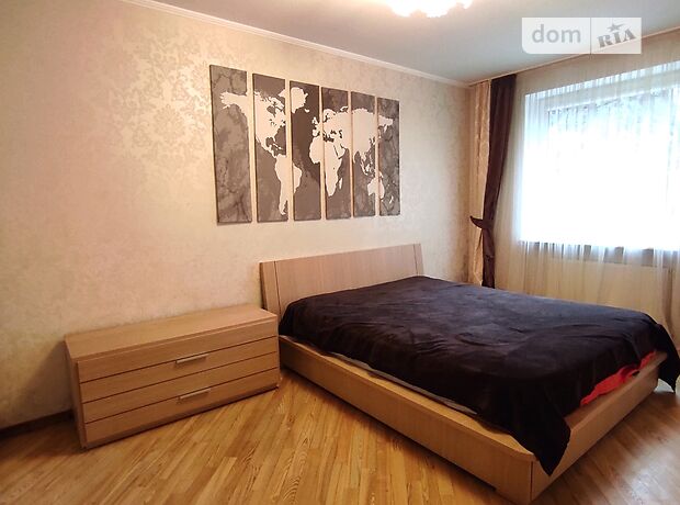 одноэтажный дом с камином, 67 кв. м, кирпич. Сдается помесячно в Луцке, в районе Балка фото 1 одноэтажный дом с камином, 67 кв. м, кирпич. Сдается помесячно в Луцке, в районе Балка фото 1