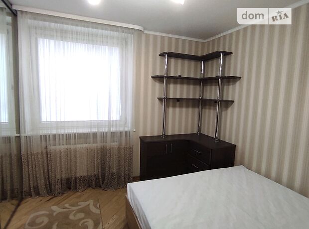 одноэтажный дом с камином, 67 кв. м, кирпич. Сдается помесячно в Луцке, в районе Балка фото 1 одноэтажный дом с камином, 67 кв. м, кирпич. Сдается помесячно в Луцке, в районе Балка фото 1