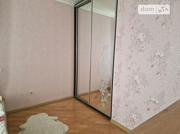 двухэтажный дом с камином, 130 кв. м, кирпич. Сдается помесячно в село Липины, Волынская обл. фото 1 двухэтажный дом с камином, 130 кв. м, кирпич. Сдается помесячно в село Липины, Волынская обл. фото 1