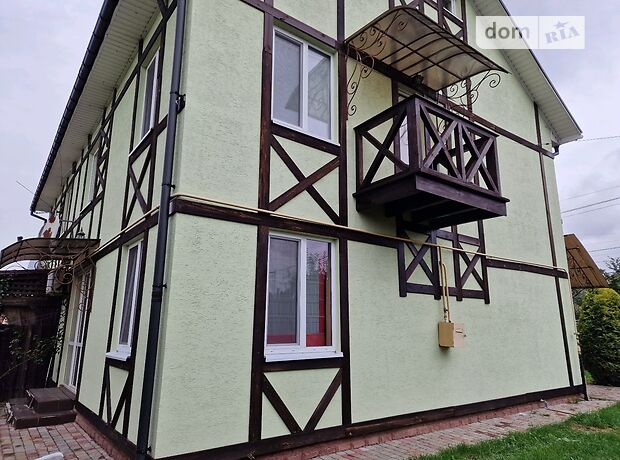 двухэтажный дом с камином, 130 кв. м, кирпич. Сдается помесячно в село Липины, Волынская обл. фото 1 двухэтажный дом с камином, 130 кв. м, кирпич. Сдается помесячно в село Липины, Волынская обл. фото 1