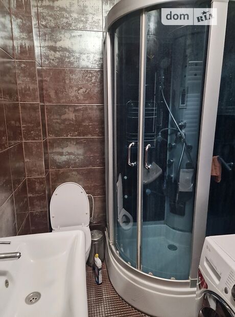 двухэтажный дом с камином, 130 кв. м, кирпич. Сдается помесячно в село Липины, Волынская обл. фото 1 двухэтажный дом с камином, 130 кв. м, кирпич. Сдается помесячно в село Липины, Волынская обл. фото 1