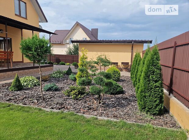двухэтажный дом с камином, 220 кв. м, кирпич. Сдается помесячно в село Липины, Волынская обл. фото 1 двухэтажный дом с камином, 220 кв. м, кирпич. Сдается помесячно в село Липины, Волынская обл. фото 1