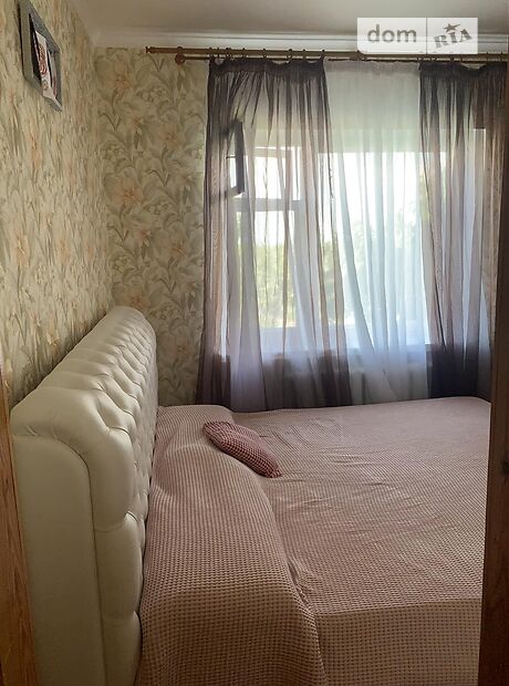 двухэтажный дом с камином, 170 кв. м, кирпич. Сдается помесячно в Луцке, в районе Центр фото 1 двухэтажный дом с камином, 170 кв. м, кирпич. Сдается помесячно в Луцке, в районе Центр фото 1