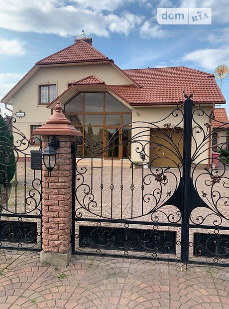 двоповерховий будинок з ремонтом, 240 кв. м, цегла. Здається помісячно в село Зміїнець, Волинська обл. фото 1 двоповерховий будинок з ремонтом, 240 кв. м, цегла. Здається помісячно в село Зміїнець, Волинська обл. фото 1