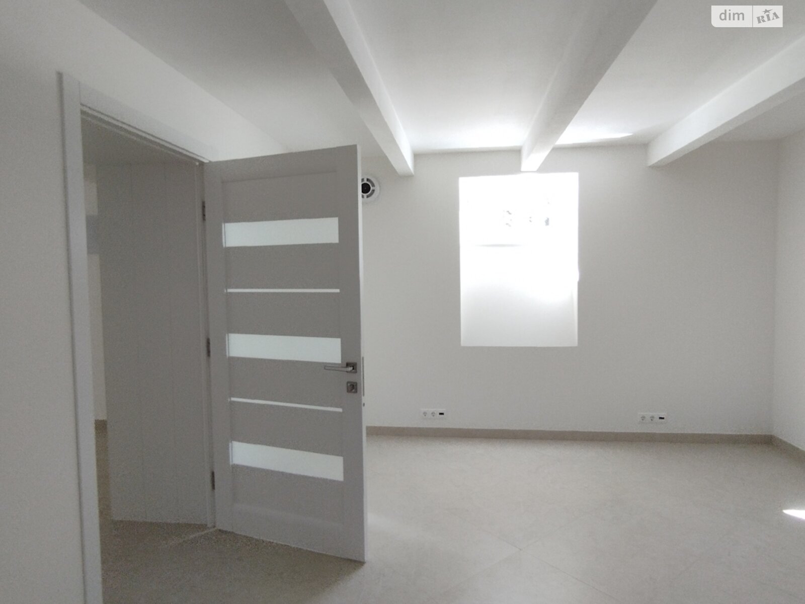 двухэтажный дом, 488 кв. м, кирпич. Сдается помесячно в Львове, в районе Франковский фото 1 двухэтажный дом, 488 кв. м, кирпич. Сдается помесячно в Львове, в районе Франковский фото 1