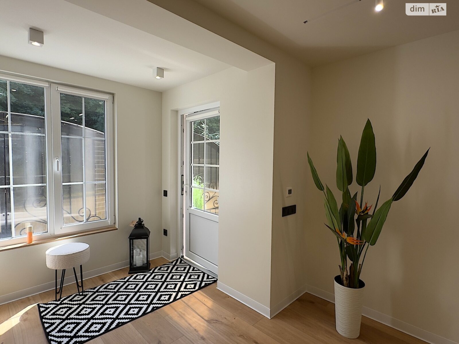 двоповерховий будинок, 60 кв. м, цегла. Здається помісячно в Львові, в районі Франківський фото 1 двопроверховий будинок, 60 кв. м, цегла. Здається помісячно в Львові, в районі Франківський фото 1