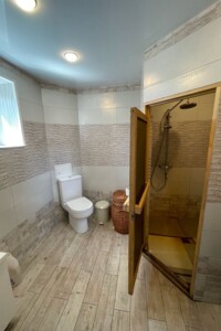 двухэтажный дом, 200 кв. м, кирпич. Сдается помесячно в Лисиничах фото 2