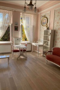 трехэтажный дом, 255 кв. м, кирпич. Сдается помесячно в Львове, в районе Лычаковский фото 2 трехэтажный дом, 255 кв. м, кирпич. Сдается помесячно в Львове, в районе Лычаковский фото 2