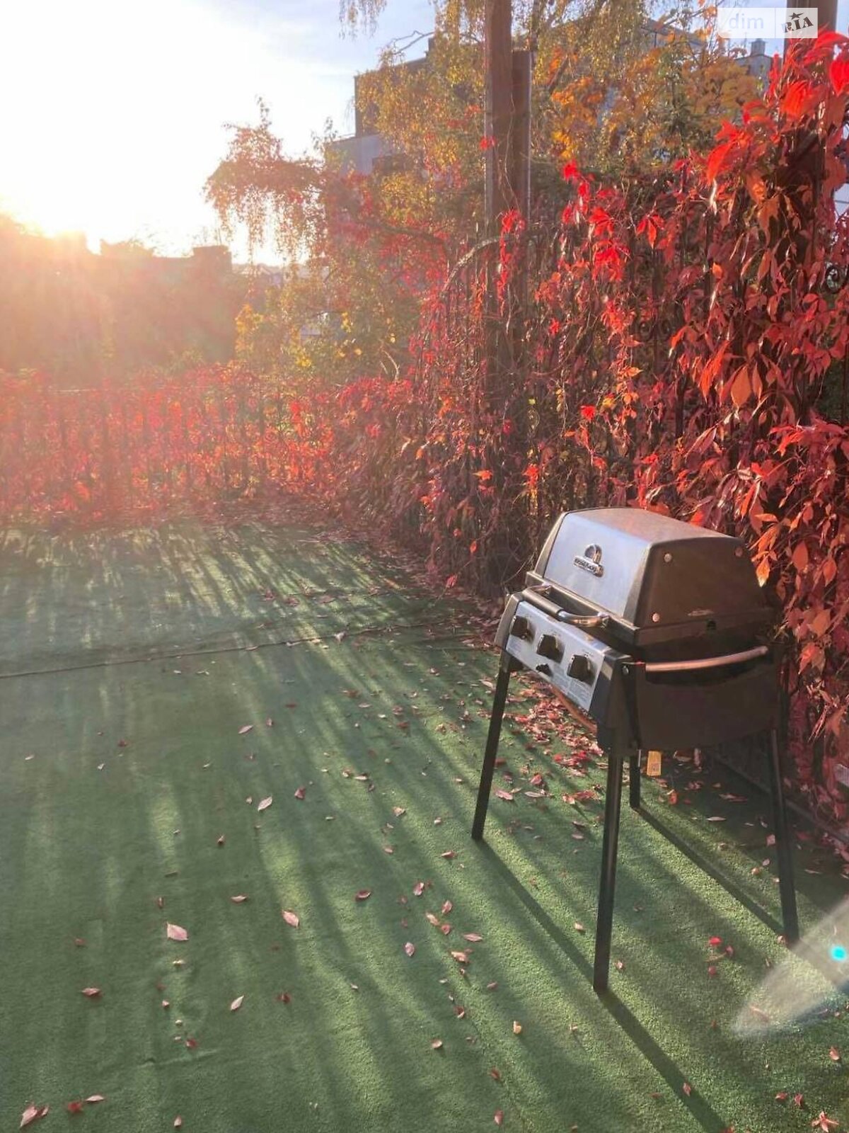 трехэтажный дом, 255 кв. м, кирпич. Сдается помесячно в Львове, в районе Лычаковский фото 1 трехэтажный дом, 255 кв. м, кирпич. Сдается помесячно в Львове, в районе Лычаковский фото 1