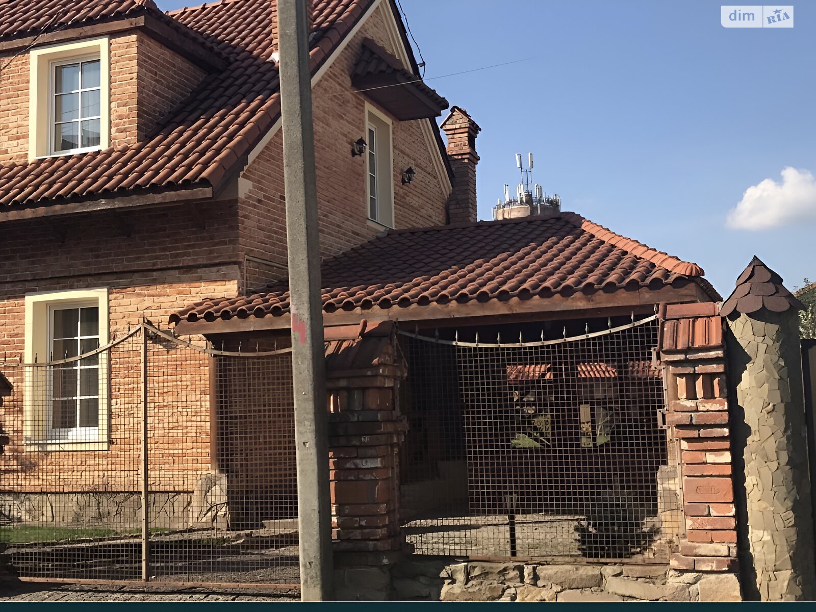двоповерховий будинок з верандою, 95 кв. м, цегла. Здається помісячно в Львові, в районі Майорівка фото 1 двопроверховий будинок з верандою, 95 кв. м, цегла. Здається помісячно в Львові, в районі Майорівка фото 1