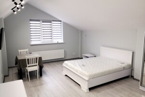 двухэтажный дом, 102 кв. м, кирпич. Сдается помесячно в Львове, в районе Привокзальная фото 2