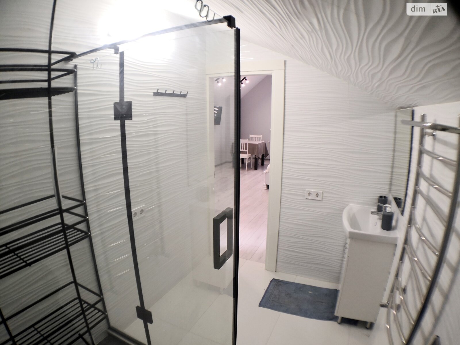 двухэтажный дом, 102 кв. м, кирпич. Сдается помесячно в Львове, в районе Привокзальная фото 1