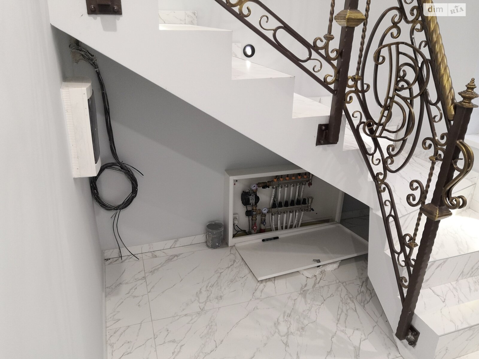 двухэтажный дом, 102 кв. м, кирпич. Сдается помесячно в Львове, в районе Привокзальная фото 1