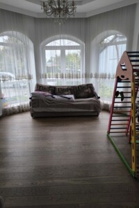 одноэтажный дом, 100 кв. м, кирпич. Сдается помесячно в Львове, в районе Шевченковский фото 2 одноэтажный дом, 100 кв. м, кирпич. Сдается помесячно в Львове, в районе Шевченковский фото 2