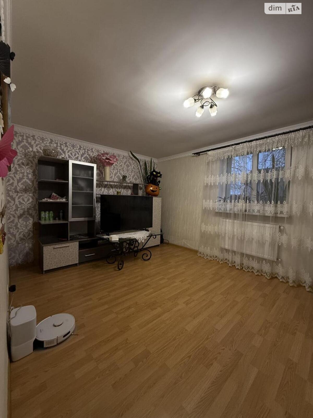 однопроверховий будинок, 90 кв. м, кирпич. Здається помісячно в Львові, в районі Шевченківський фото 1