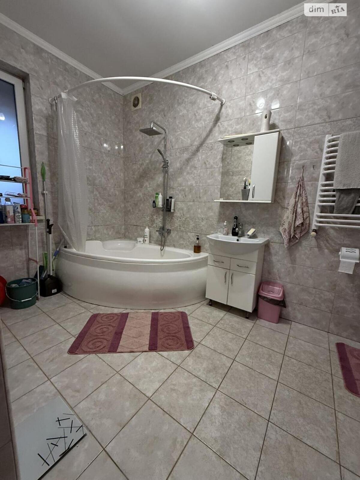 однопроверховий будинок, 90 кв. м, кирпич. Здається помісячно в Львові, в районі Шевченківський фото 1