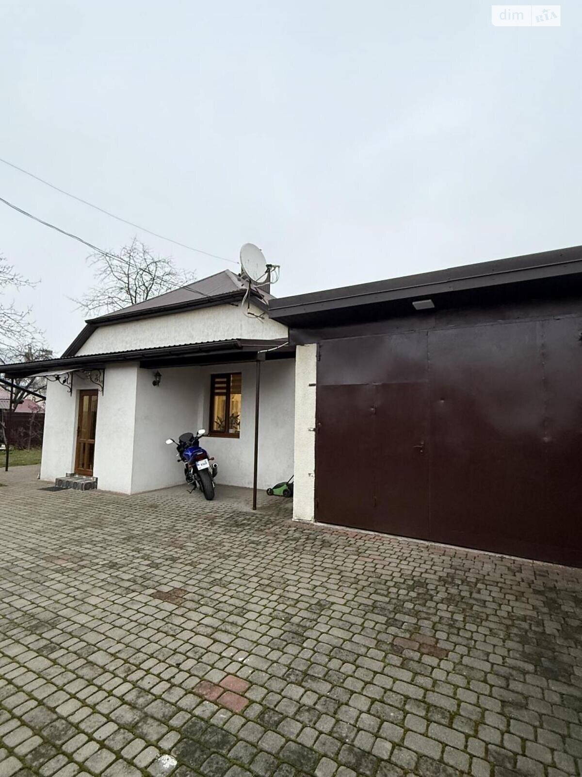 однопроверховий будинок, 90 кв. м, кирпич. Здається помісячно в Львові, в районі Шевченківський фото 1