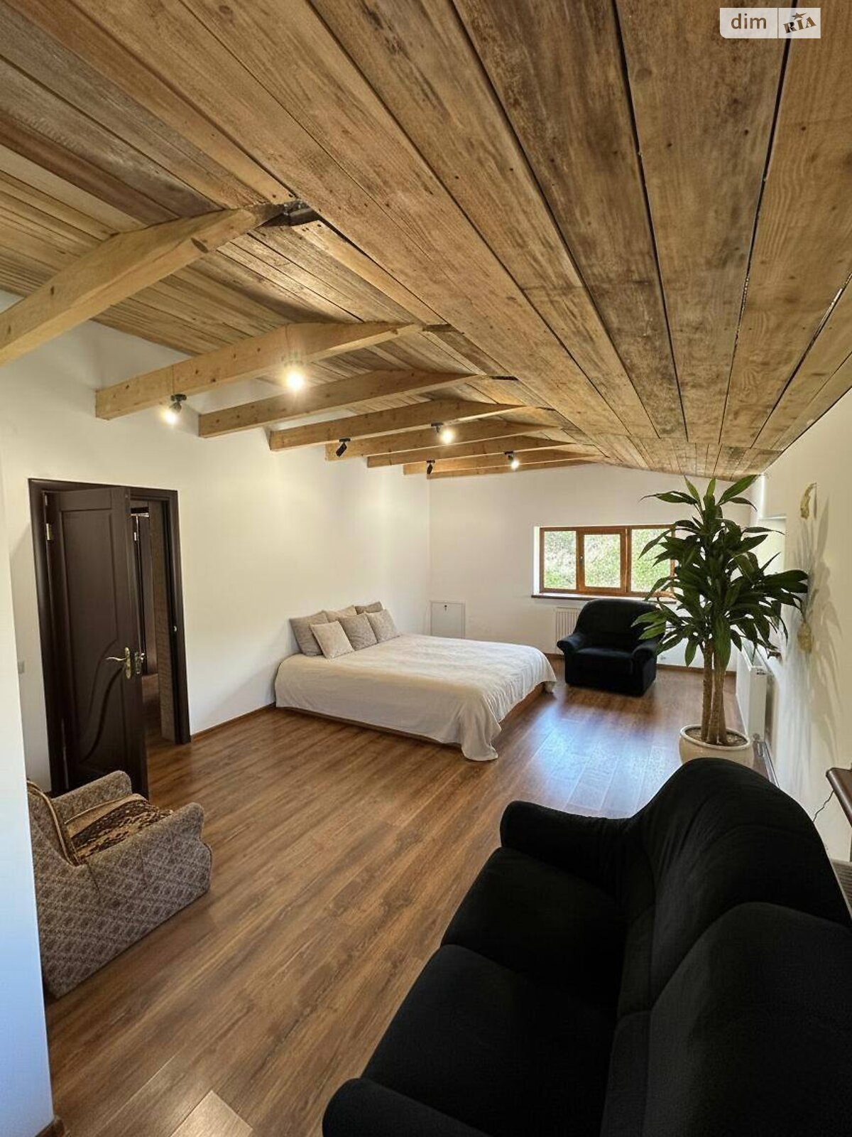 двухэтажный дом беседка, 130 кв. м, кирпич. Сдается помесячно в Львове, в районе Скниловок фото 1 двухэтажный дом беседка, 130 кв. м, кирпич. Сдается помесячно в Львове, в районе Скниловок фото 1