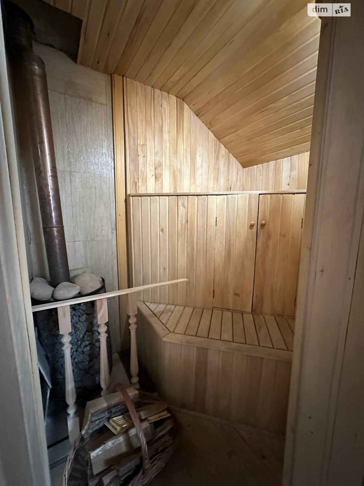 двухэтажный дом беседка, 130 кв. м, кирпич. Сдается помесячно в Львове, в районе Скниловок фото 1 двухэтажный дом беседка, 130 кв. м, кирпич. Сдается помесячно в Львове, в районе Скниловок фото 1